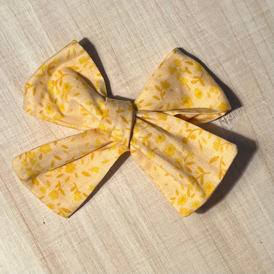 Yellow floral bow